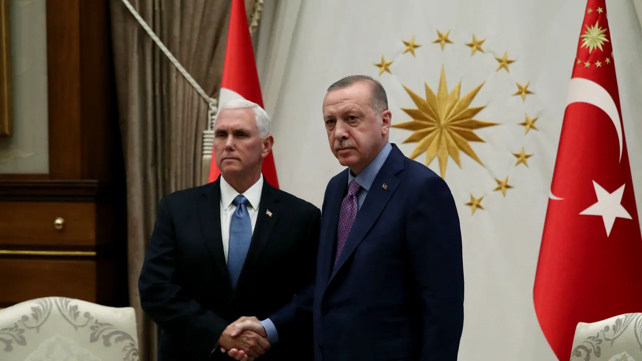 MONITORUL APĂRĂRII | Turcia suspendă operaţiunile militare din Siria
