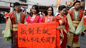 Elevi chinezi au primit interdicţie de a sărbători Crăciunul, considerat o tradiţie 