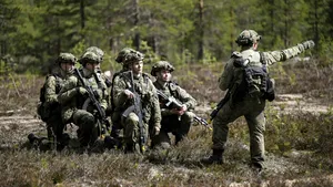 Finlanda avertizează că Rusia va muta forțele militare către flancul estic al NATO dacă se ajunge la un acord privind Ucraina