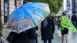 METEO Ploi în mai multe zone din ţară. La munte se va depune strat de zăpadă
