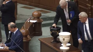 Gorghiu vrea renunţarea la votul secret: Încă din 1991 s-a spus că e neconform cu statutul alesului