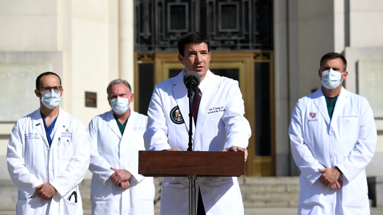 Medicul Casei Albe: Donald Trump se simte foarte bine şi nu mai are simptome de coronavirus