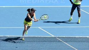 Martina Hingis şi Leander Paes au câştigat Australian Open la dublu mixt