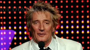 Rod Stewart va lansa primul său album cu piese noi, după o pauză de 20 de ani - VIDEO