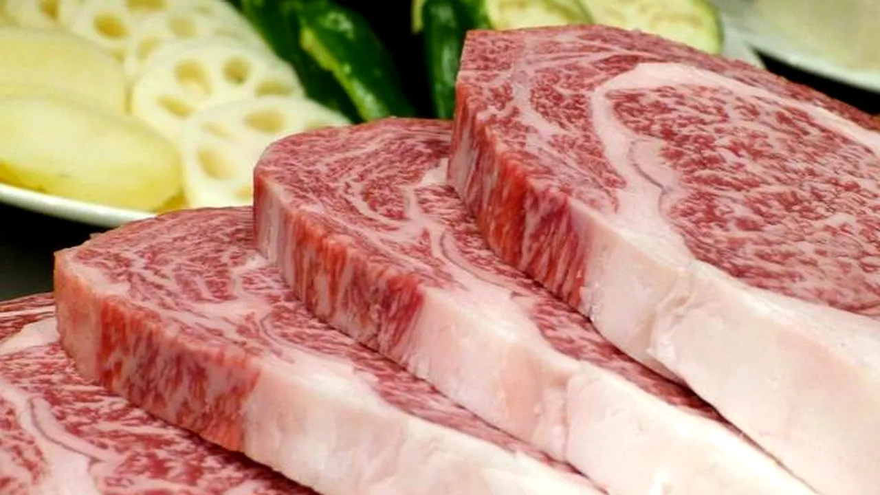 Carnea de vită Kobe: istoria şi caracteristicile delicatesei japoneze  

