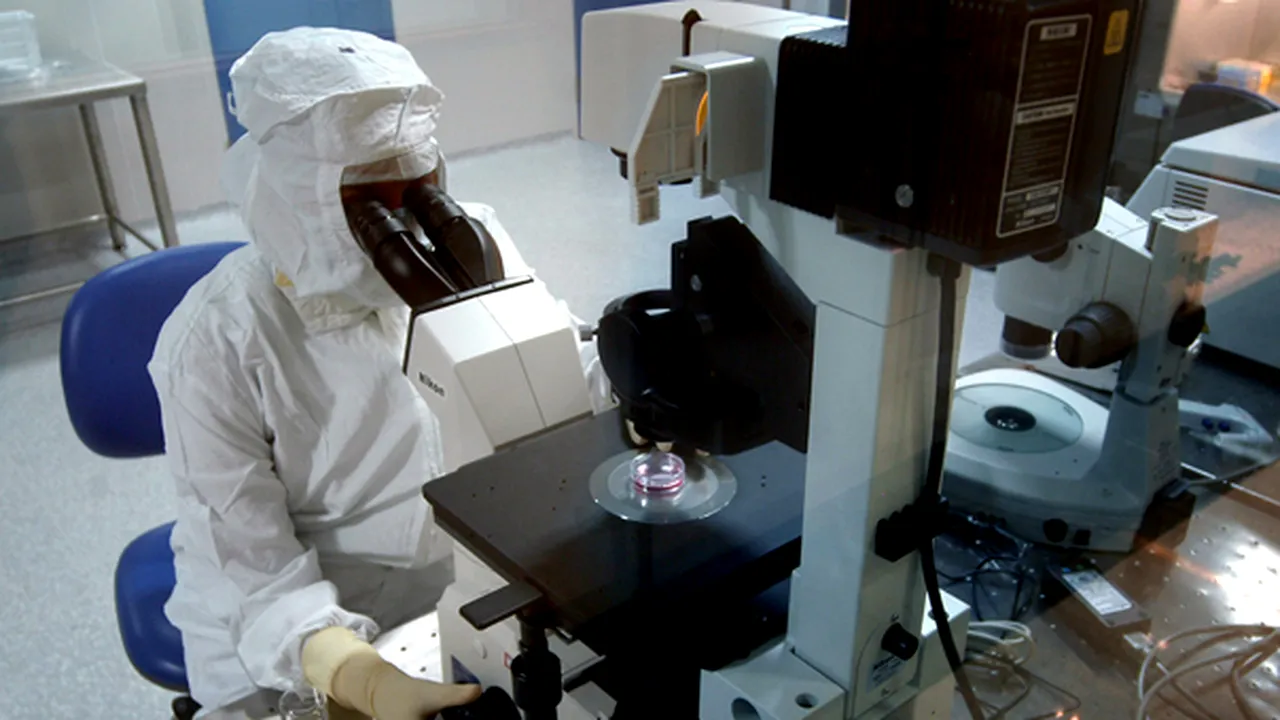 Nanoroboţii, folosiţi în terapia împotriva cancerului