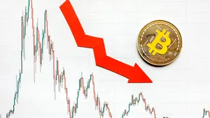 Bitcoin în cădere. Criptomoneda a scăzut cu 16% în ultimele ore