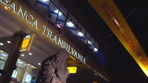 Banca Transilvania oferă recompensă pentru prinderea atacatorilor
