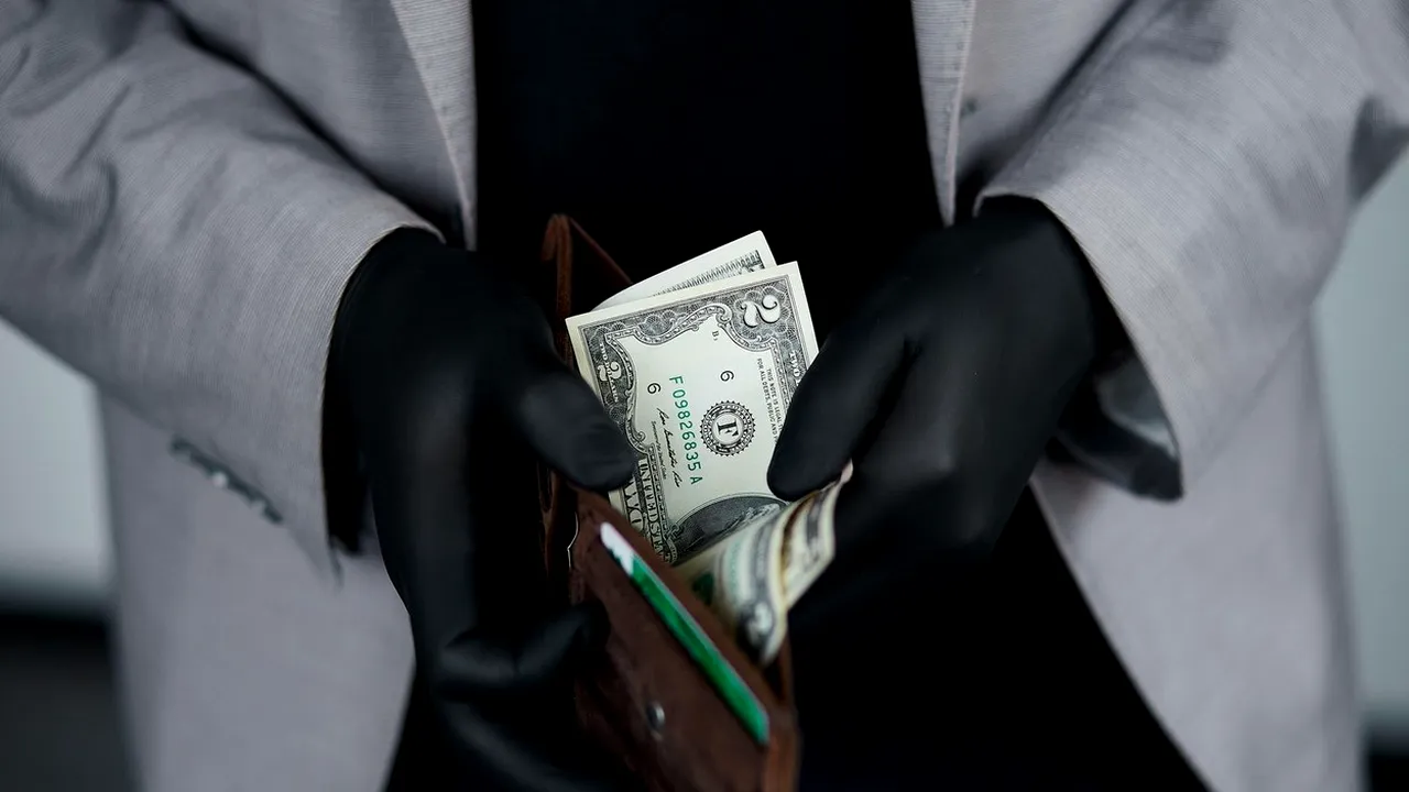 O nouă amnistie fiscală, aprobată de Guvern. Cine poate beneficia şi care sunt condiţiile 