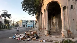 Cuba: Situația salubrității din Havana, grav afectată de blocare importurilor de petrol
