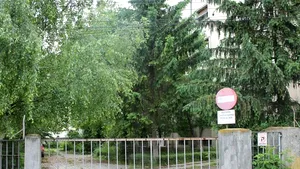 REPORTAJ: Gloria şi decăderea Institutului Cantacuzino Iaşi, povestite de unul dintre 