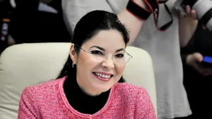 BEC anunţă că Ana Birchall şi-a depus candidatura pentru funcţia de preşedinte al României