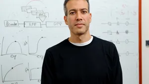 COMENTARIU Lelia Munteanu / Prof. Segal: Omicronul va asigura imunitatea de turmă, chiar şi pentru Delta. Dar poate apărea o nouă tulpină...