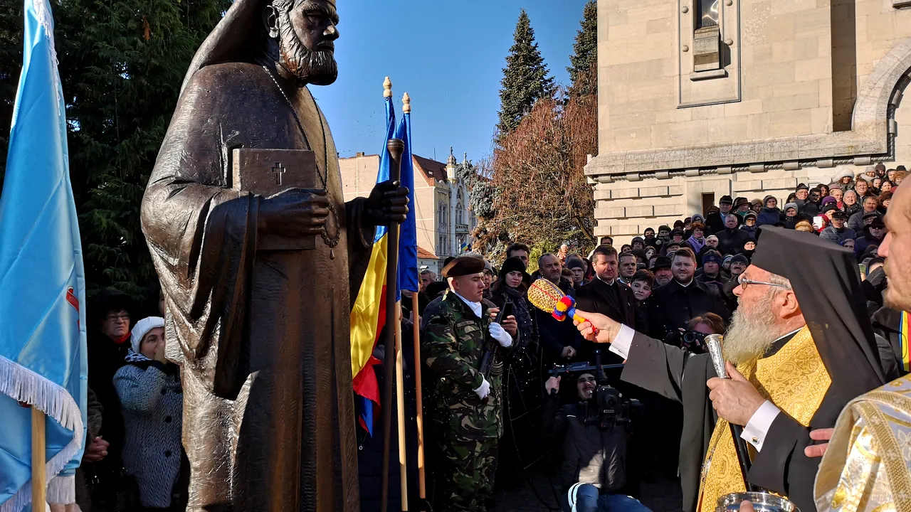 Trei statui de 270.000 de euro, dezvelite la Cluj de Centenar | GALERIE FOTO 