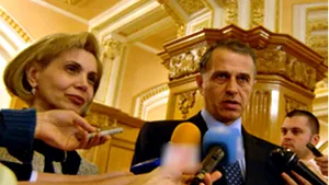 PSD+PC nu votează moţiunea PDL, prioritară e respingerea OUG