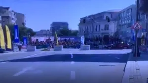 Accident teribil la Raliul Craiovei: Şase persoane, între care doi copii, la spital după ce o maşină aflată în cursă a derapat şi a ieşit în afara traseului/ Imagini cu impact emoţional | VIDEO