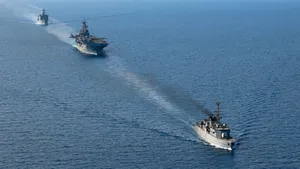 Armata americană a anunțat că a distrus 16 nave iraniene de plasare a minelor în apropierea Strâmtorii Hormuz