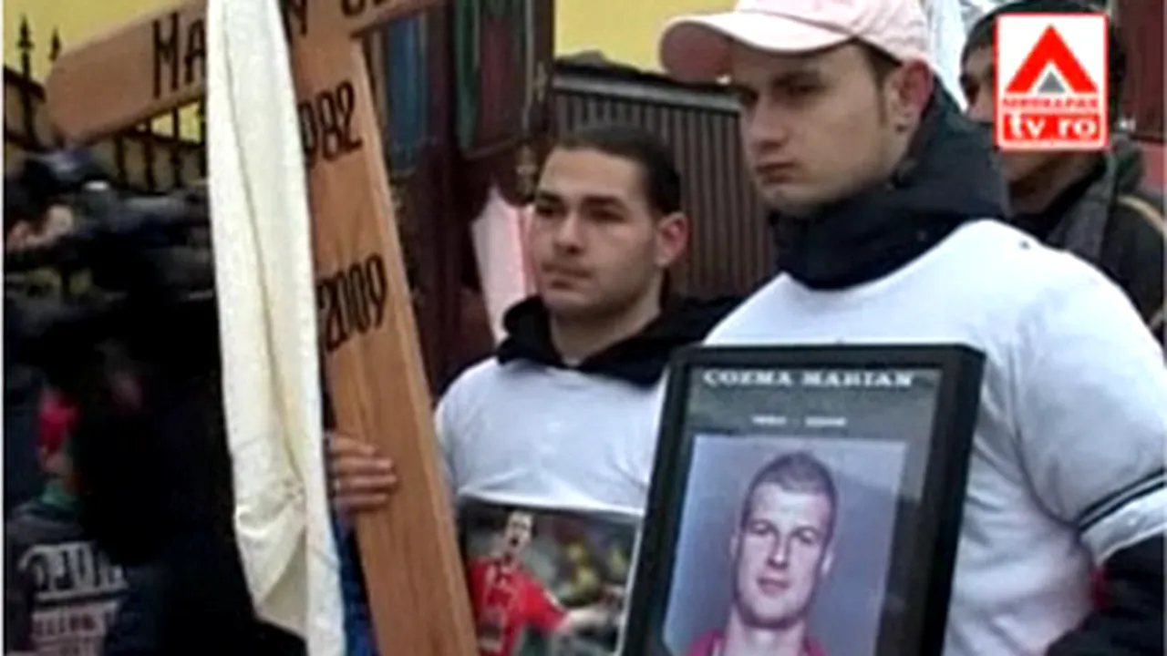Marian Cozma, condus pe ultimul drum