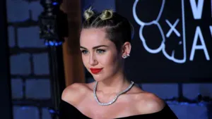 Miley Cyrus a ironizat sfaturile 