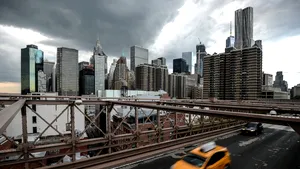 Mai mulţi răniţi, după deraierea unui tren de pasageri în New York