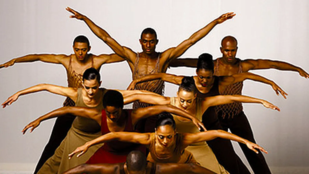 Spectacolul susţinut de Alvin Ailey American Dance Theater, mutat la Sala Palatului
