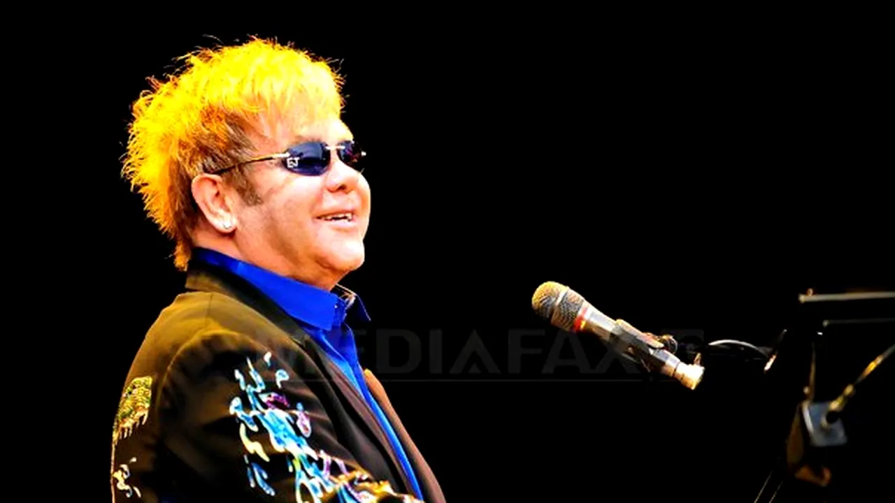 Elton John va fi premiat pentru rolul jucat în prăbuşirea regimului comunist din Polonia