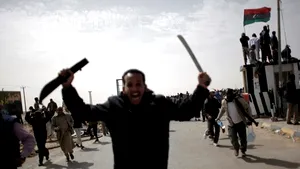 Armata egipteană îi înarmează pe insurgenţii din Libia, iar Washingtonul este la curent