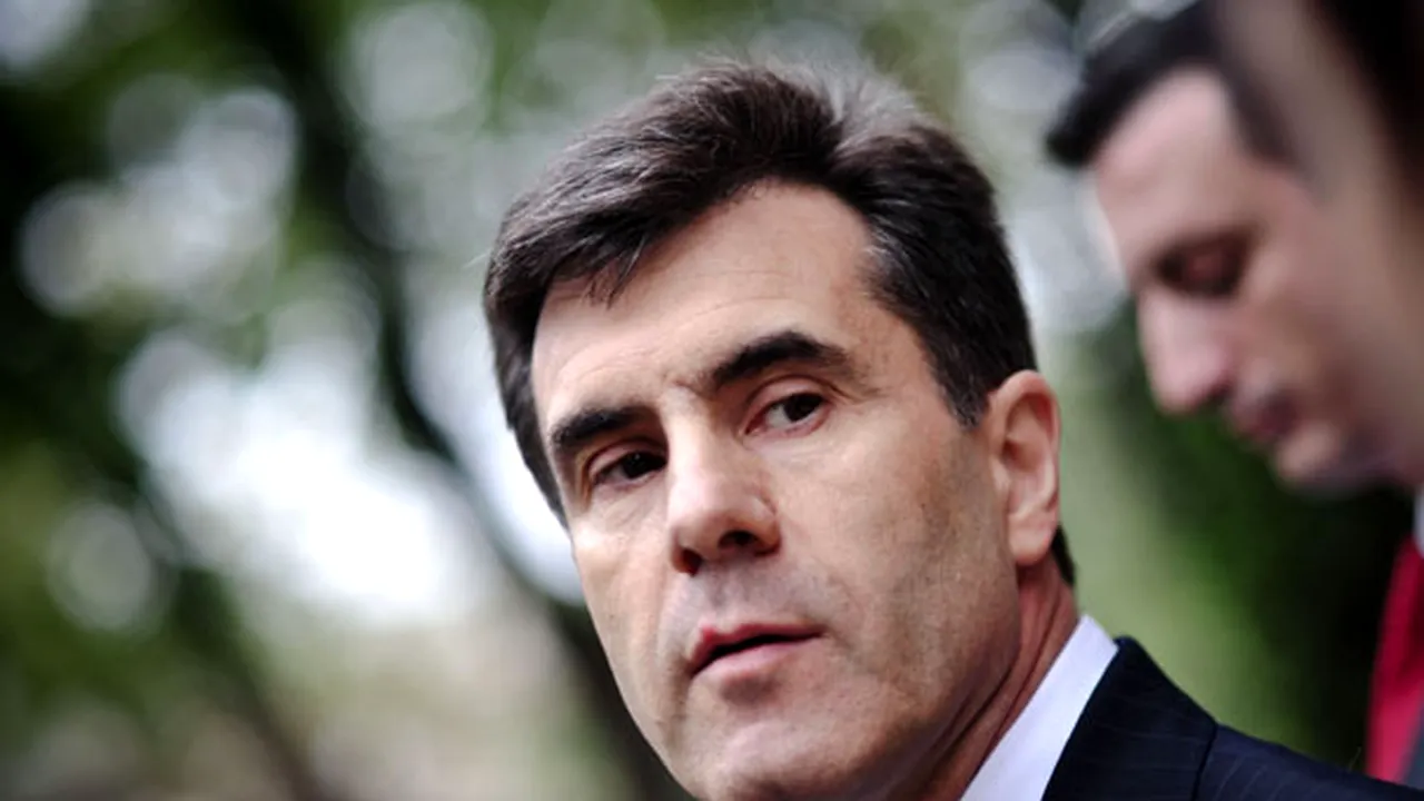 Croitoru: Când economia este în cădere majorarea impozitelor este o idee năstruşnică
