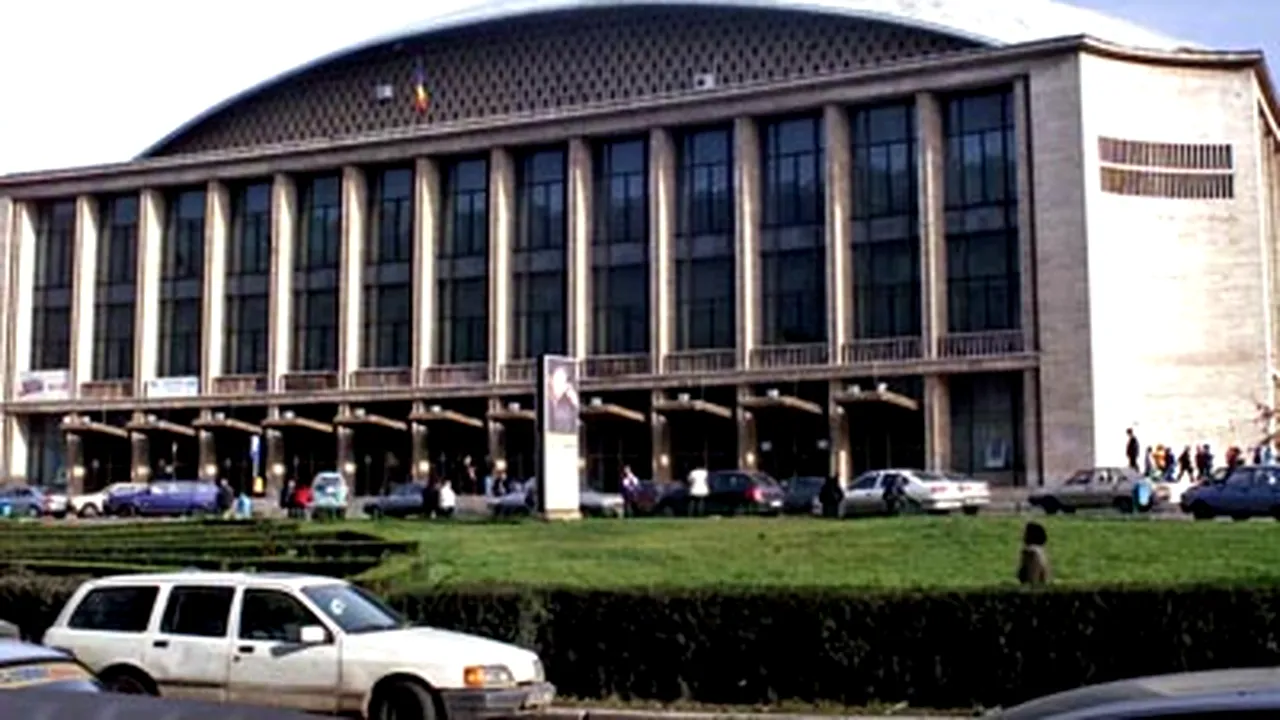 Modernizarea Sălii Palatului, amânată până în 2010