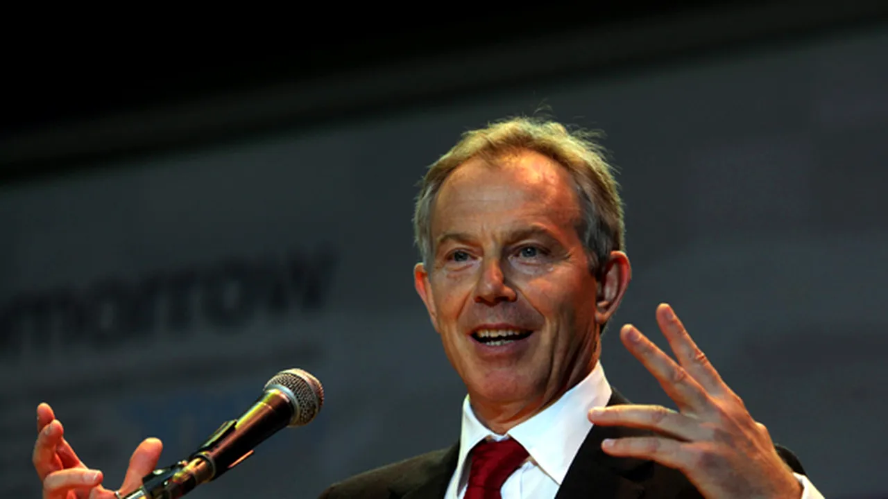 Tony Blair intră în campania electorală şi-l atacă pe David Cameron pe tema referendumului privind UE