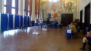 Basarabenii din România votează la prezidenţiale pentru un şef de stat pro-european