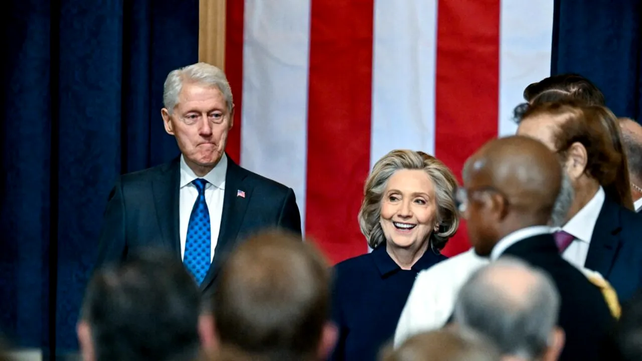 Soții Clinton acceptă audieri în ancheta Epstein, pentru a evita un vot de 