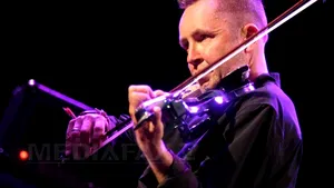 Nigel Kennedy şi Damian Drăghici, în premieră la Bucureşti