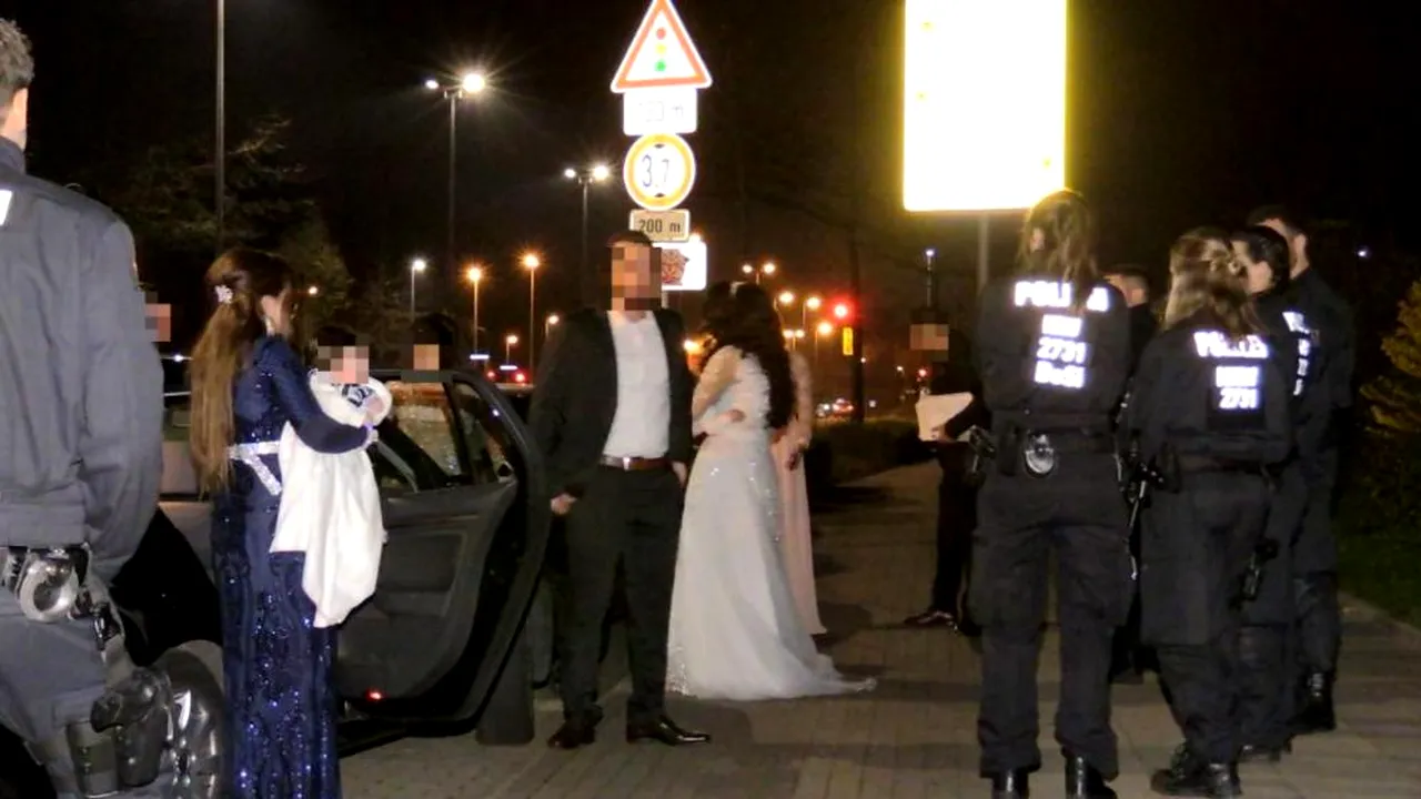 Poliţia din Germania a oprit un convoi de nuntă din cauza vitezei/ Două autoturisme, confiscate