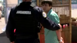 Bărbatul care l-a scuipat pe Traian Băsescu a primit trei luni de închisoare cu suspendare