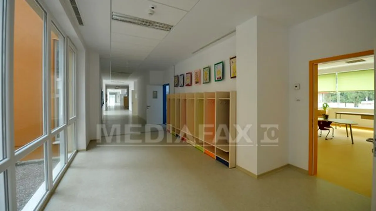 15 elevi în clasă, pauze “individuale” şi încalţăminte de interior. Cum va arăta noul an şcolar într-o şcoală privată 