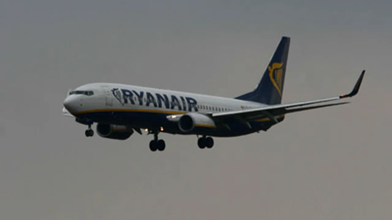 Ryanair: 16 persoane spitalizate în urma unui incident aviatic