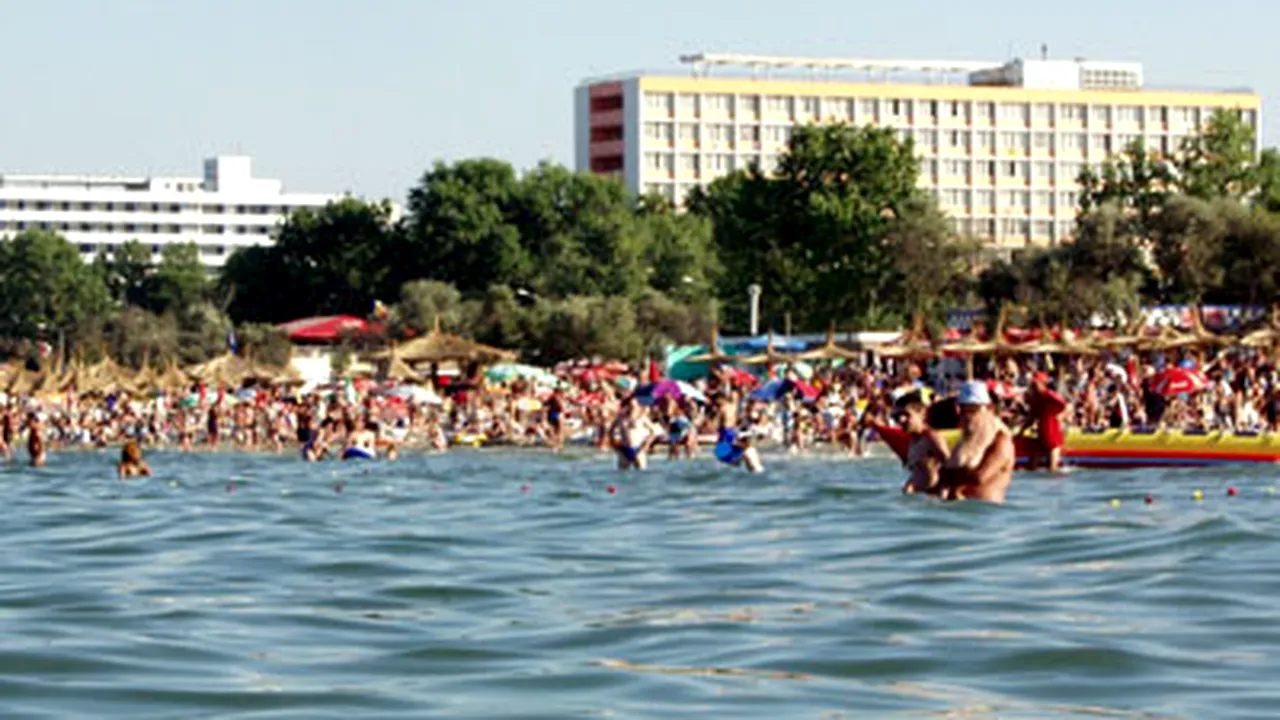 Zece hoteluri de pe litoralul românesc operează în regim all - inclusive
