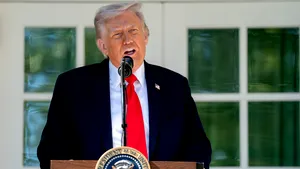 Trump încearcă să ridice blocajul impus de Biden asupra mineritului