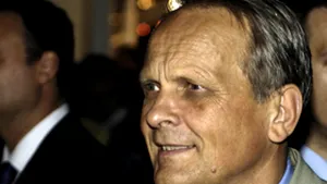 Băsescu, invitat special la ziua de naştere a lui Stolojan