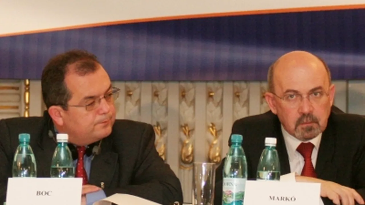 PDL contează pe sprijinul UDMR la moţiune şi vrea cooptarea Uniunii la guvernare - surse