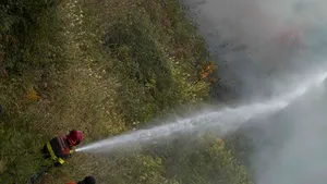 Dublă ameninţare în Italia. Ploi puternice în nord, caniculă ce duce la incendii şi secetă în sud