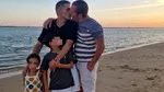 „Câtă ură!” Consilier spaniol, ținta atacurilor homofobe după ce a publicat o fotografie cu soțul și cei doi copii