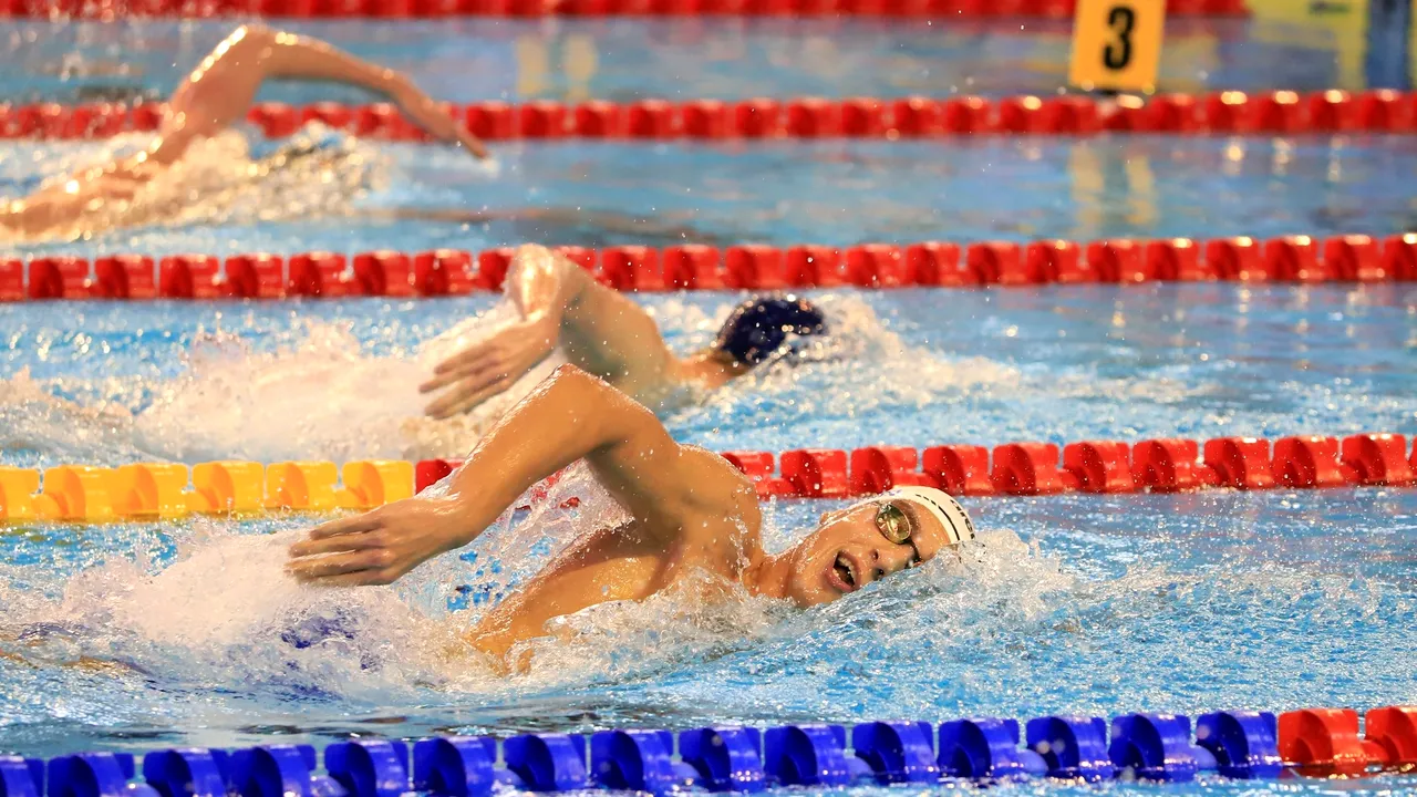 Rezultatele sportivilor români la europenele de nataţie, în ziua a doua, sesiunea de dimineaţă