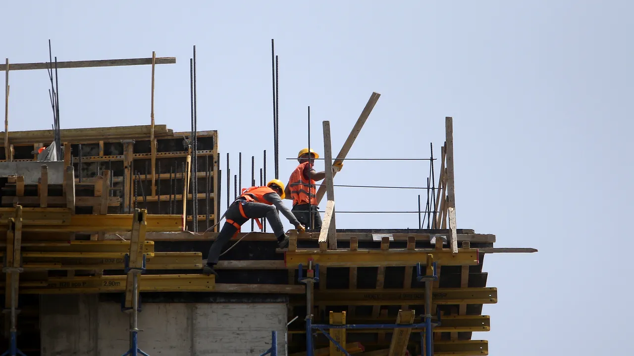 Analiză ZF. O treime din deşeurile generate în UE vin din construcţii. 70% trebuie reciclate