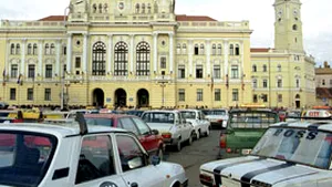 Denumirile în maghiară ale străzilor din Oradea, şterse de angajaţii Primăriei