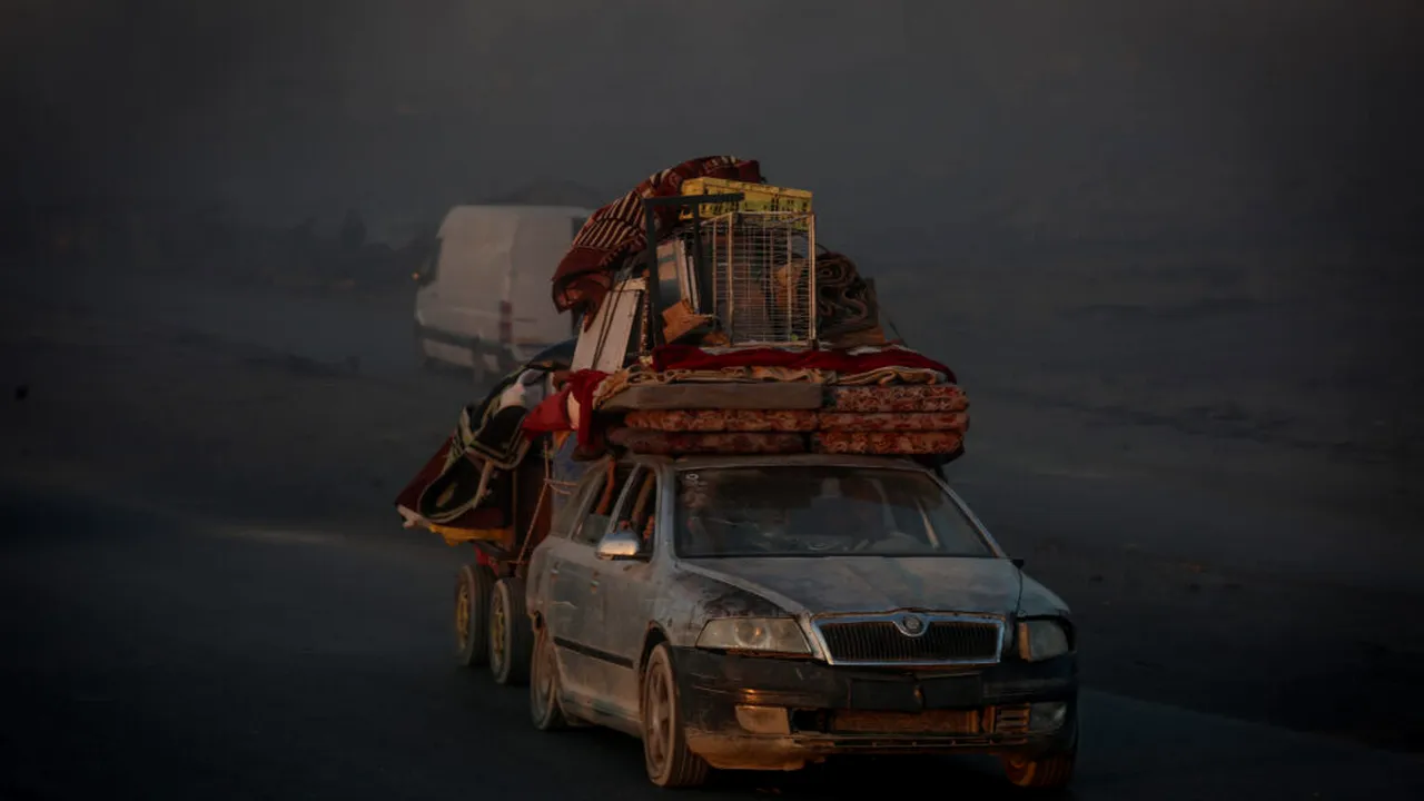 Bombardamentele israeliene provoacă noi strămutări în Gaza