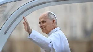 Papa Leon al XIV-lea, avertisment privind inteligența artificială: „Deciziile care afectează viața umană nu trebuie niciodată delegate mașinilor”