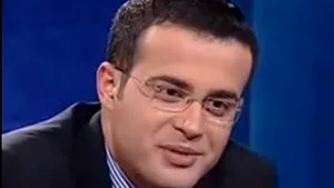Mihai Gâdea: Preşedintele îşi imaginează că el candidează împotriva noastră