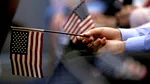 Administrația Trump trimite solicitanții de green card înapoi acasă până la aprobarea documentelor